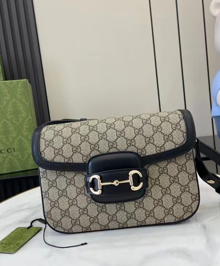 Gucci Horsebit 1955 collection of soft small shoulder bag